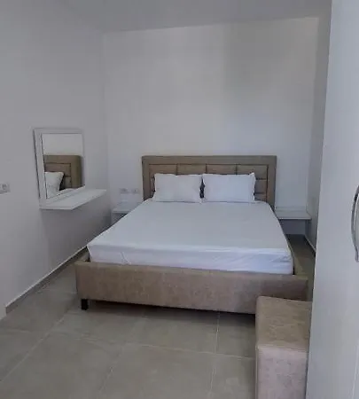 Sunshine Square Apartments *