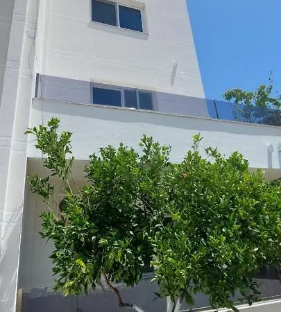 Sunshine Square Apartments