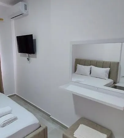 Sunshine Square Apartments كساميل