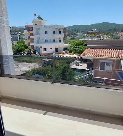 Sunshine Square Apartments *