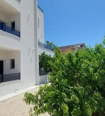 شقة Sunshine Square Apartments *
